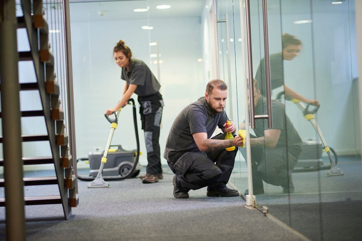 Contractors in Your Office: 7 Duties You Keep