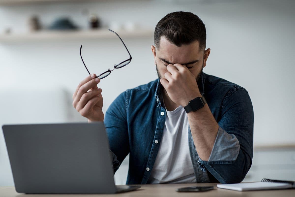 DSE Eye Tests: The 3 Questions Employers Get Wrong