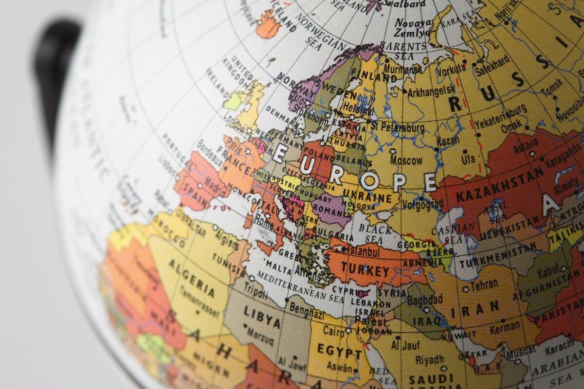 Workplace Safety in Europe: 8 Numbers Every Cross-Border Employer Needs
